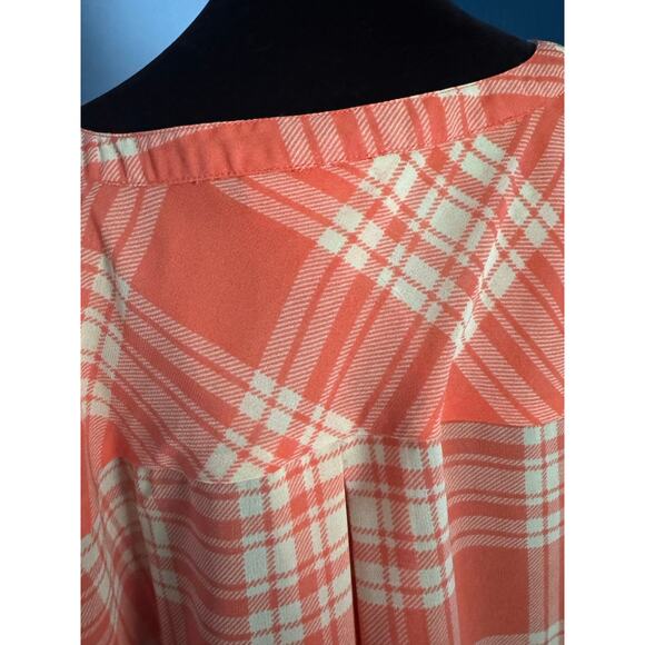 Serengeti Coral & Ivory Plaid Button-Front Blouse 2X - Picture 3 of 8